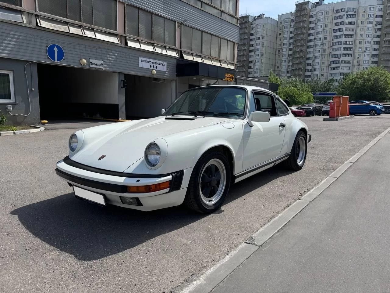 Porsche 911 Carrera